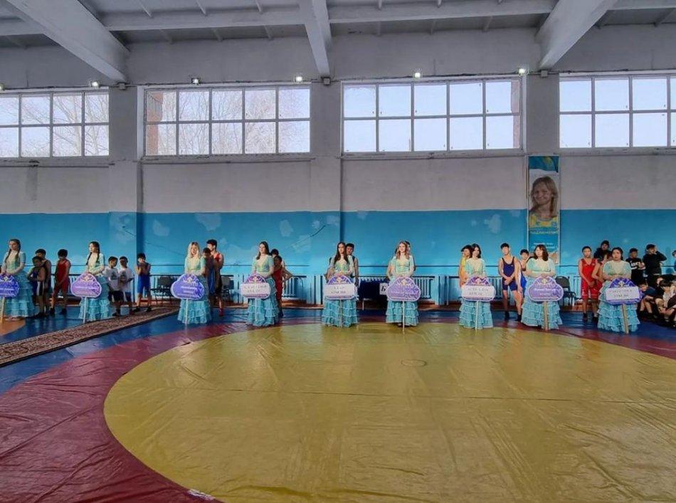Еркін күрестен ашық Ұлан ауданының турнирі